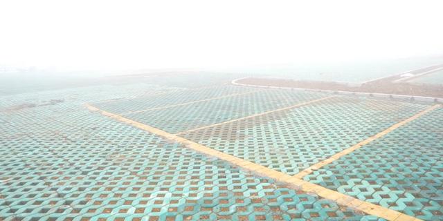 淡季“强基” ，乌蒙大草原修缮停车场推动服务升级