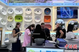 潮州日用瓷走俏广交会图片