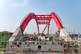 合新高铁安徽五河淮河特大桥跨西环线1-96米系杆拱顺利完成施工图片