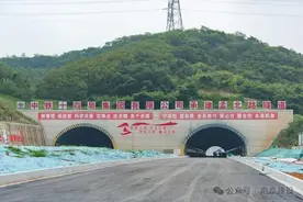冲刺！南京仙林片区孟北路建设进入收尾阶段图片