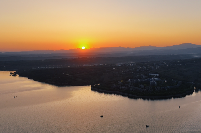 初冬高饱和度美景，还得看洛阳！