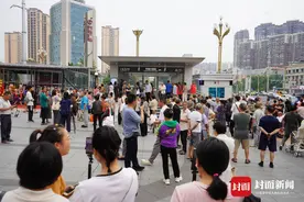 从“双城记”到“同城记”，我们从广佛线学什么？丨聚焦轨道交通资阳线开通图片
