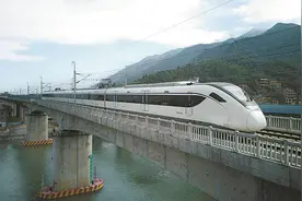 广州地铁运营的“地铁+城际”突破1000公里 “轨道上的大湾区”加速形成图片