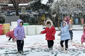 幼儿园化身冰雪王国，和雪来一场亲密接触吧图片