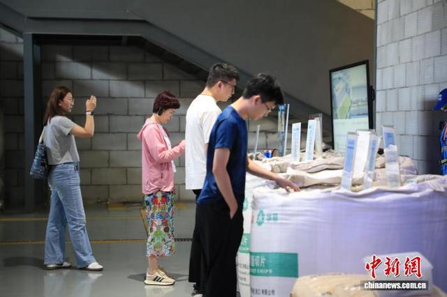 （活力中国调研行）媒体探访“蓝色循环”模式：让海洋垃圾获“重生”