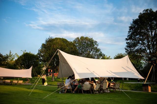 文旅年底内卷无上限!桂林喊你用乡音 “盘活” 老课文,直接线下免费解锁课本名场面!