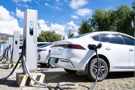 在新能源车这个赛道，中国表现一骑绝尘图片