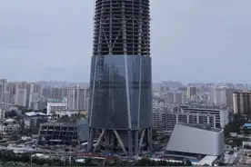 海南“第一高楼”被超级台风吹“没了”？项目方回应：一切安好图片
