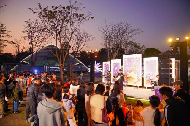 “烟花”、市集、音乐会…松山湖悠兰里周年庆点燃这个冬日！