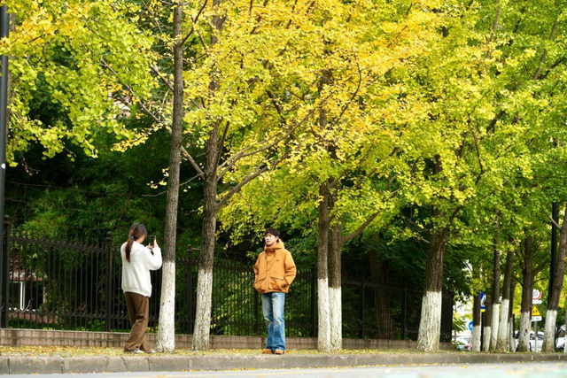 美翻了~这个秋假，来南湖吧！