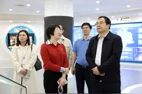 福建省通信管理局调研厦门移动5G-A工作图片