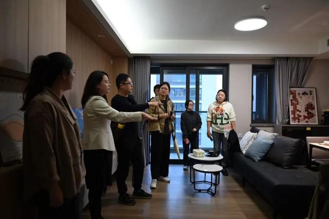 秋日的City Walk，认识不一样的黄金城道→