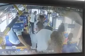 长春公交集团G221路驾驶员暖心善举获称赞图片