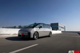 颠覆还是争议——试驾理想 MEGA | CAR REVIEWS图片