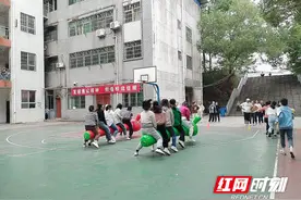 龙泉小学举行第九届教职工趣味运动会图片
