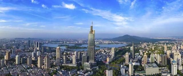 镇江VS南京：龙蟠江河会，诗证千秋雄