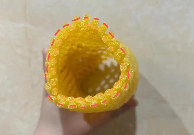 包水果的泡沫网兜，为什么做出来就是一个立体的网？