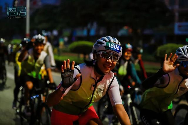 TVB老戏骨领骑，近2000名参赛者开启两广“骑”缘