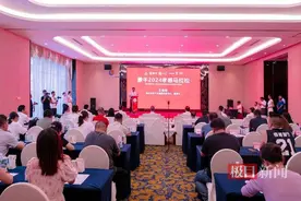 蒙牛成为2024孝感马拉松总冠名赞助商图片