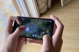 果然视频｜未成年人游戏监管再升级，腾讯新功能引发家长关注