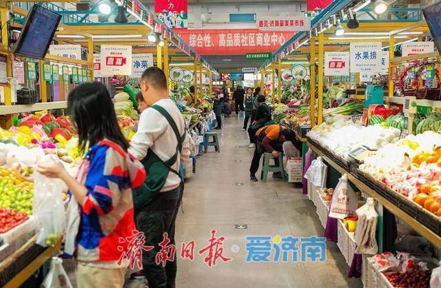 济南菜市场火了！民族大街成打卡地，烟火气引游客专程来