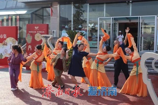 汉风启幕贺双节 趣探壁画传文脉——济南市博物馆国庆首日活动圆满举办