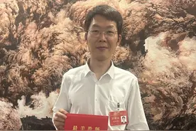 四川一人入选全国“最美教师”，是他→图片