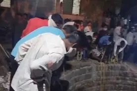 印度一家六口跳入废井救猫被困：救援队花五小时救援，五人死亡图片