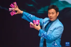第十二届中国杂技金菊奖全国魔术·滑稽比赛在深圳开幕图片