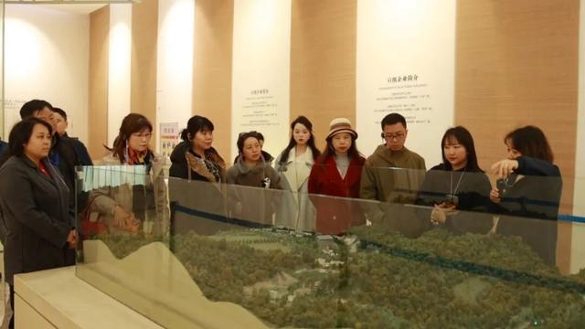 海外华文媒体打卡泾县：这是一本值得全球共读的“泾县读本”