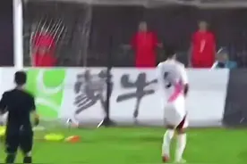又一个新疆娃！国少10号艾比布拉：破格进蓉城一线队+闪耀国字号图片