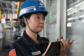 走近全省“两优一先”丨王乖宁：炼好每一炉“调味料”，为“中国制造”强筋壮骨图片