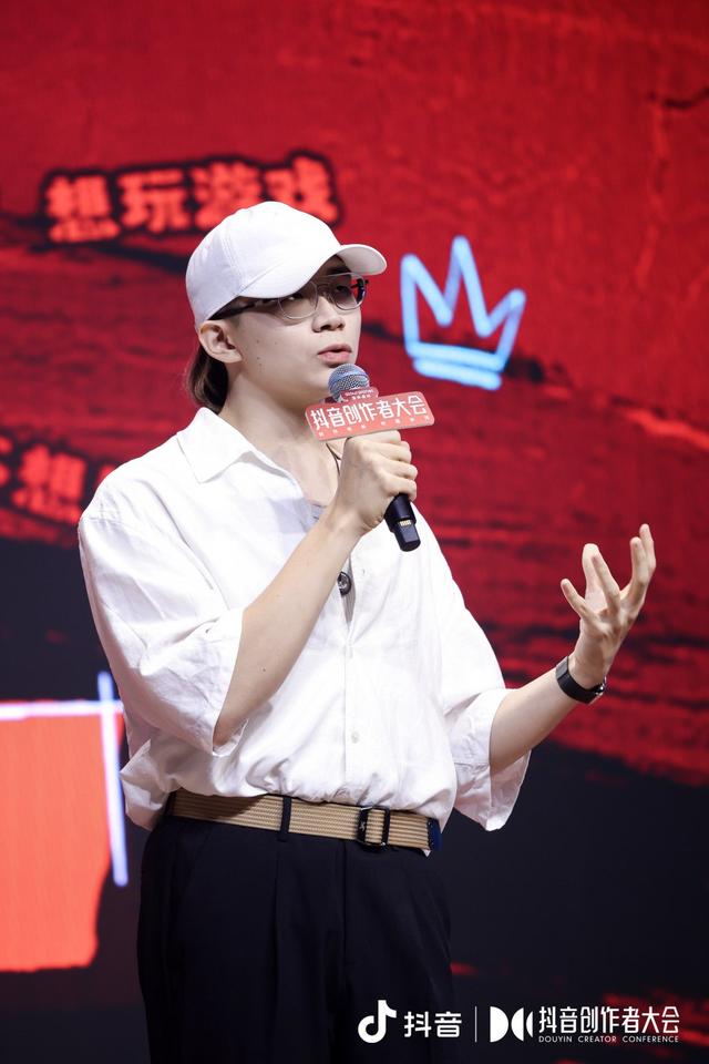 潮声丨你刷到的视频为何精彩？去这场万人创作者大会探秘