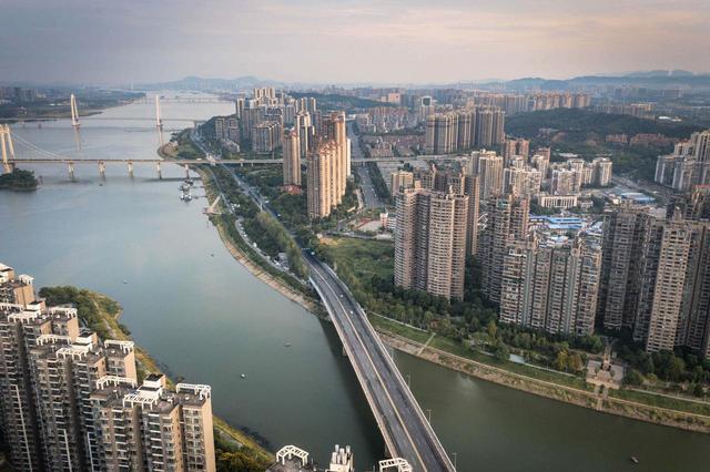 捞刀河畔城市美