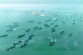 新华全媒+丨黄渤海“开渔”千船竞发 #图片