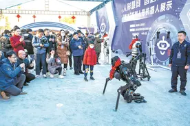 人形机器人全球百强登场 35家中国企业榜上有名图片