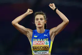 2米10！乌克兰名将玛胡奇克打破尘封近37年的女子跳高世界纪录图片