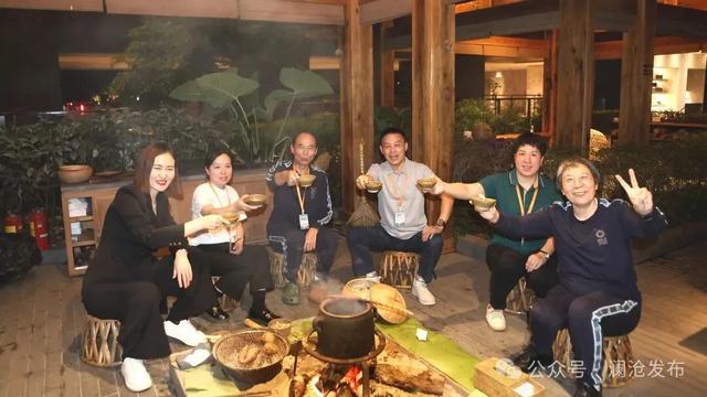 世界遗产景迈山的“暖冬”：茶香弥漫 旅游升温