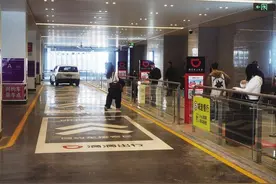 兰州中川国际机场T3航站楼新增网约车专属通道，乘客点赞：“点对点”接驳 打车体验十分“丝滑”图片