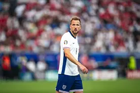 无缘提前出线！英格兰1:1战平丹麦，凯恩破门、尤尔曼德世界波图片