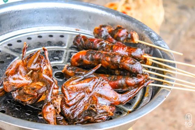 大雪一过，浙江古镇的屋檐下，挂满了江南的冬日滋味