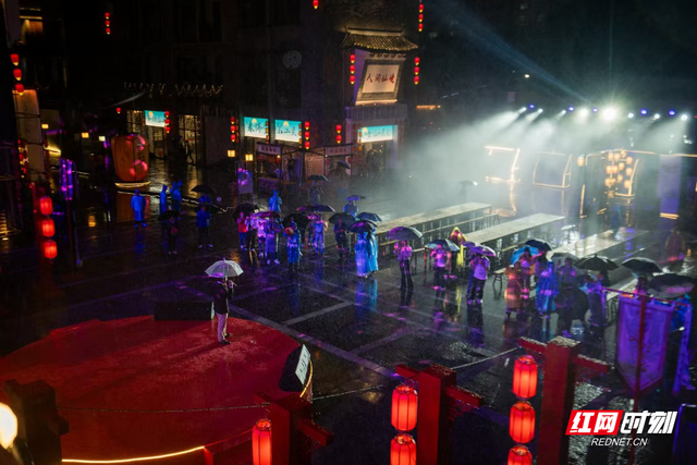 2025年郴州旅发大会·奇幻夜：与“徐霞客”共游莽山