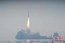 一箭十星 中国成功发射微厘空间01组卫星图片