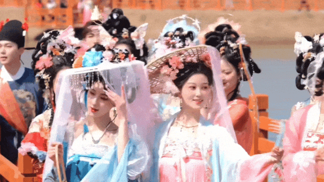 十一来宜都！看烟花秀、打铁花、万株菊花……