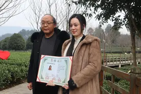 电商赋能乡村振兴——网红主播唐艺将在湄潭开展助农直播带货图片