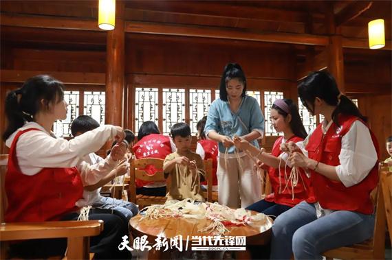 党建红激活古城韵！锦屏隆里以党建书写基层治理与文旅融合答卷