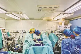 3个月小宝宝冠脉“迷路”引发心衰，医生团队连续抢救10天成功救治图片