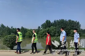 襄阳高新区米庄派出所开展禁渔巡查和防溺水宣传图片