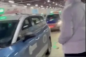 搞清楚了！青岛男篮抵济后打车前往客队酒店，系双方沟通有误图片