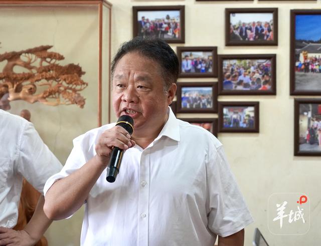 “明师讲堂”在梅州蕉岭开讲：追寻数学之美，陶冶人文精神